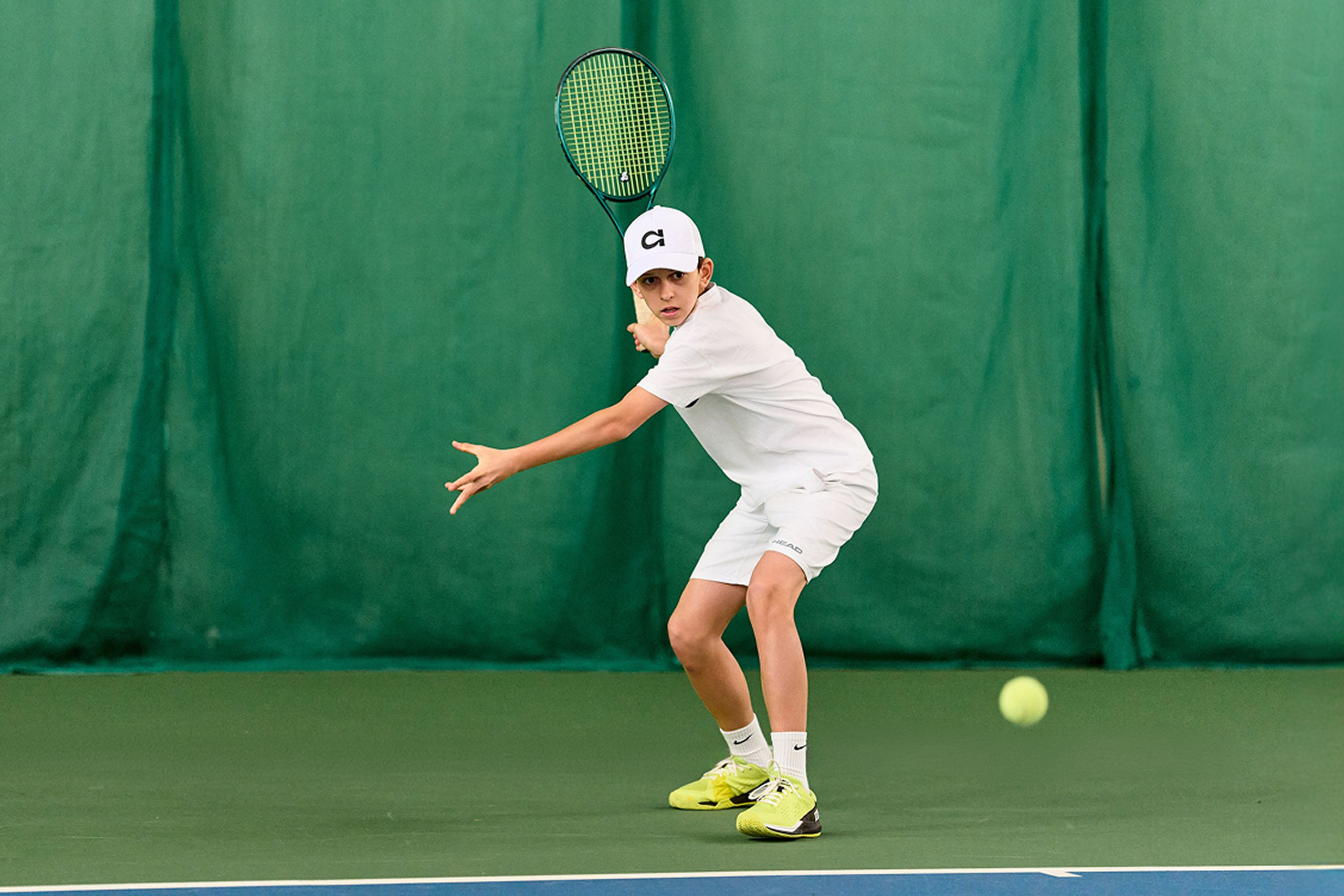Equip 15 Ukrainian Schools with Tennis Gear